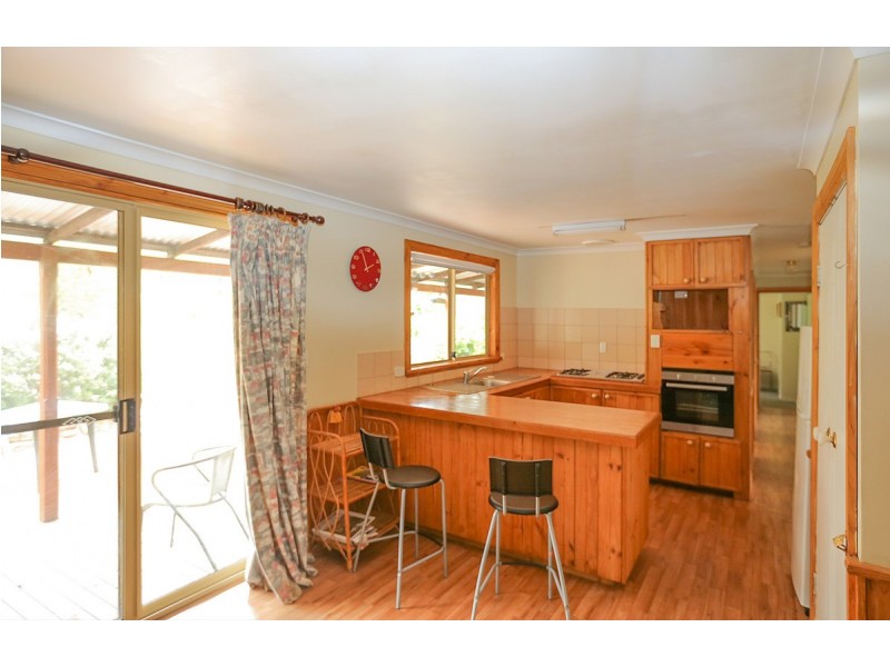 13 Hamersley Street, Toodyay WA 6566