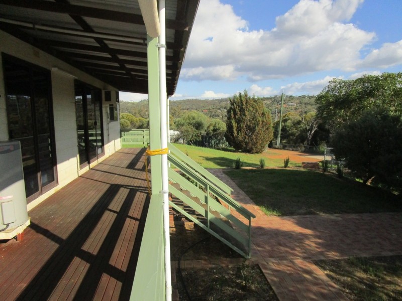 1 Harcourt Street, Toodyay WA 6566