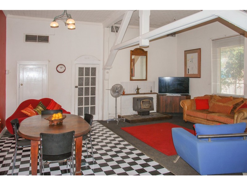 82 Stirling Terrace, Toodyay WA 6566