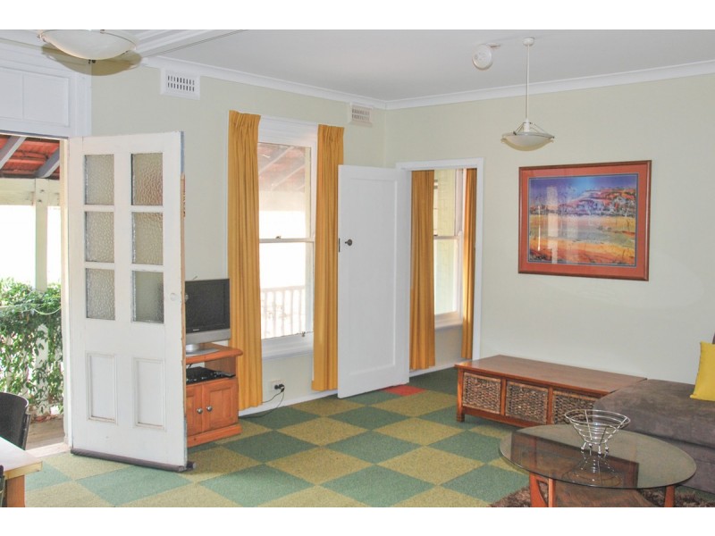 82 Stirling Terrace, Toodyay WA 6566