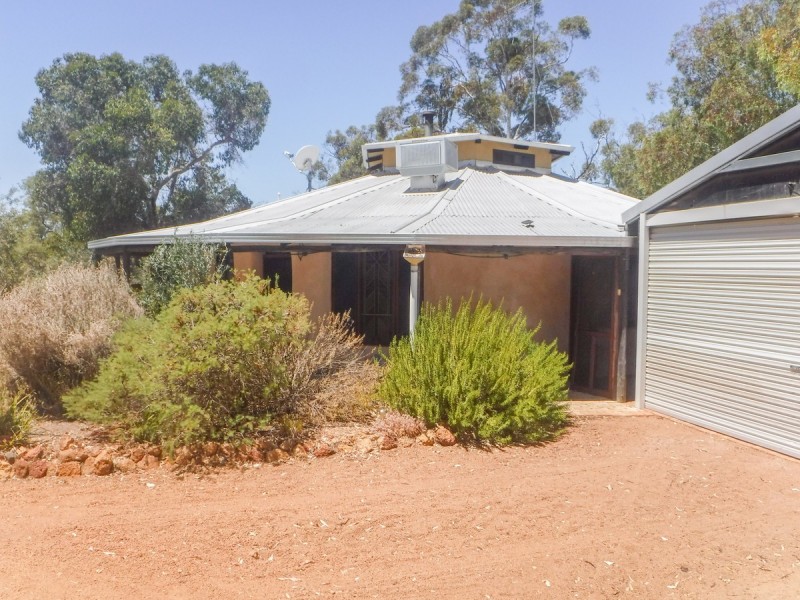 745 Bindoon Dewars Pool Road, Toodyay WA 6566