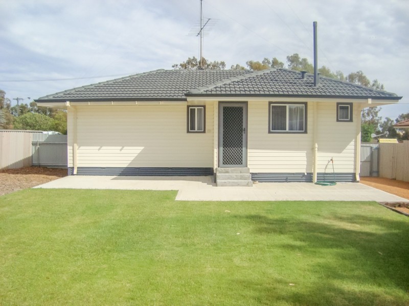 5 Rushton Crescent, Northam WA 6401