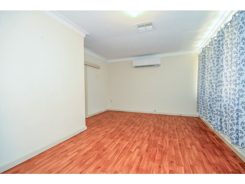 4 Stevens Road, High Wycombe WA 6057