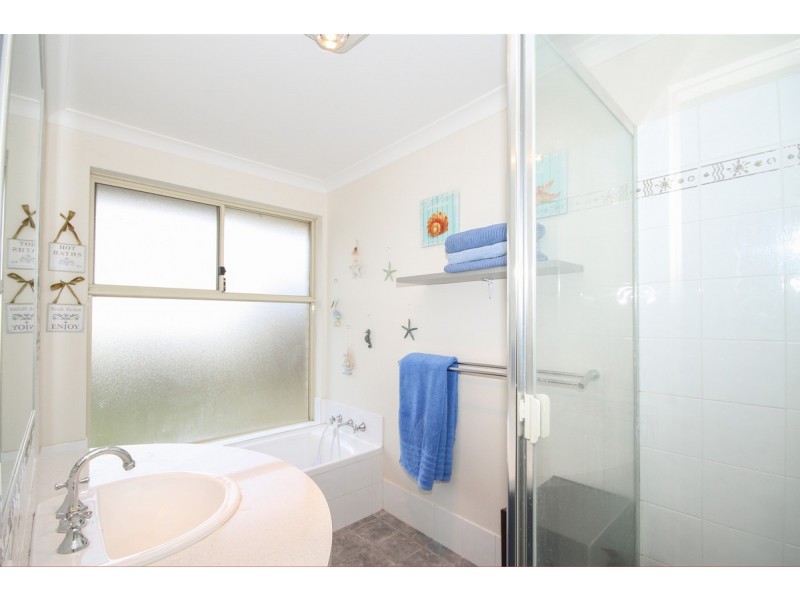 5 Heaton Drive, Northam WA 6401