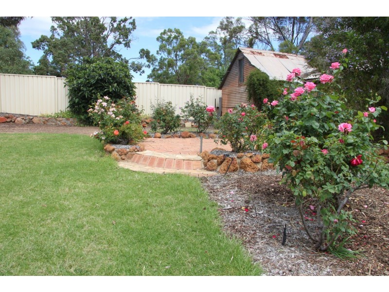 93 Stirling Terrace, Toodyay WA 6566