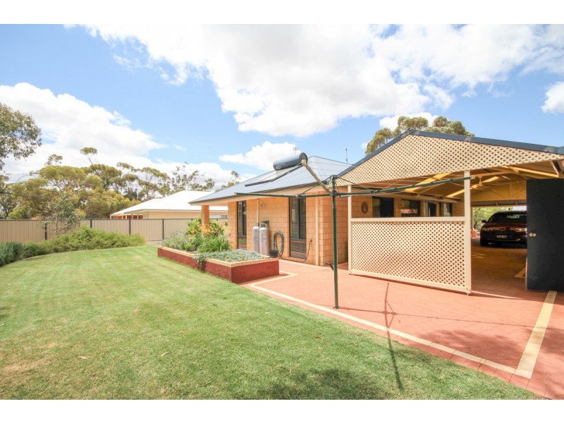 44 South Street, York WA 6302