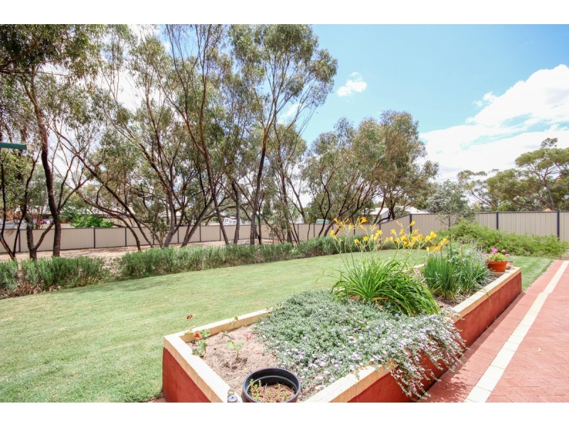 44 South Street, York WA 6302
