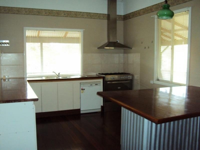 20 Wilson Street, Toodyay WA 6566