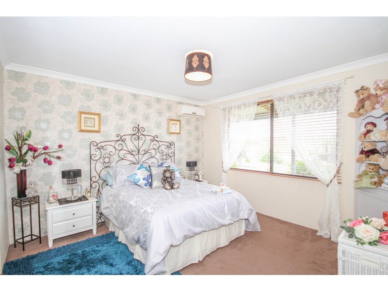 35 Langford Road, York WA 6302