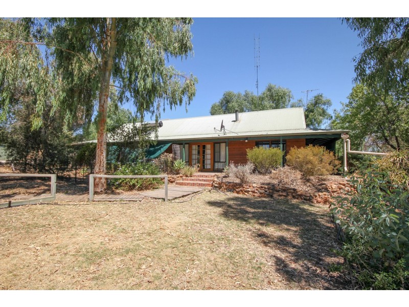 11 Morse Street, York WA 6302