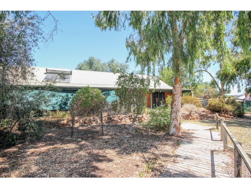 11 Morse Street, York WA 6302