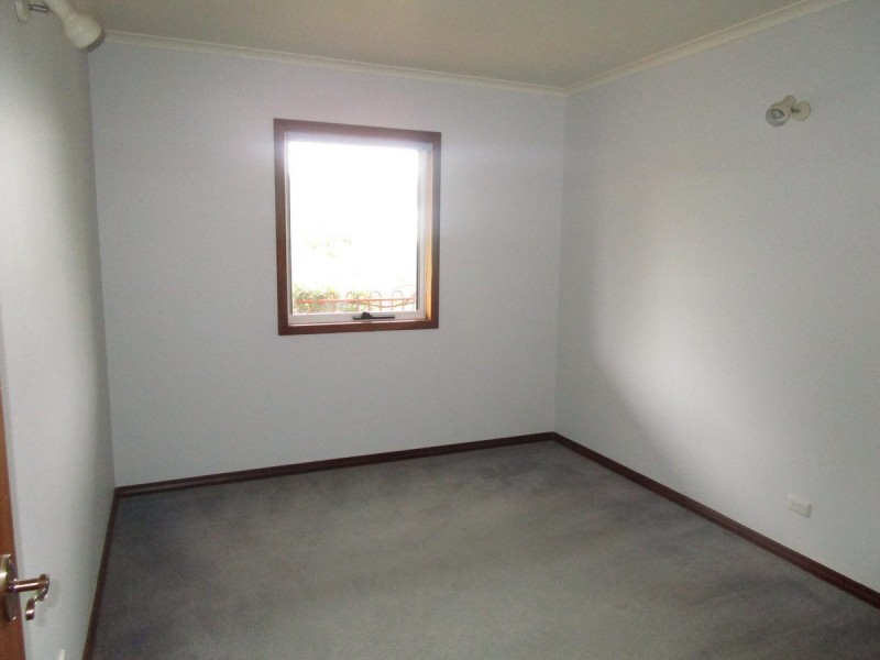 7 Glenlea Drive, Helena Valley WA 6056