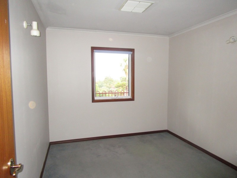 7 Glenlea Drive, Helena Valley WA 6056