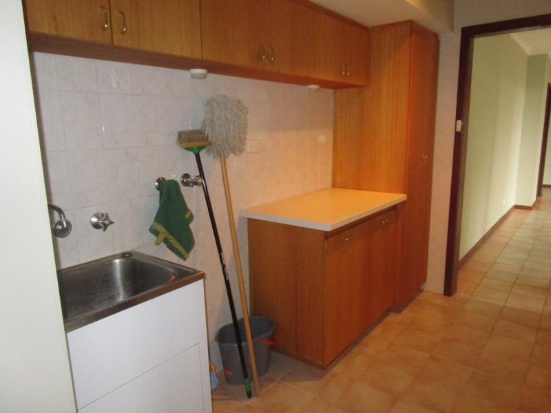 7 Glenlea Drive, Helena Valley WA 6056