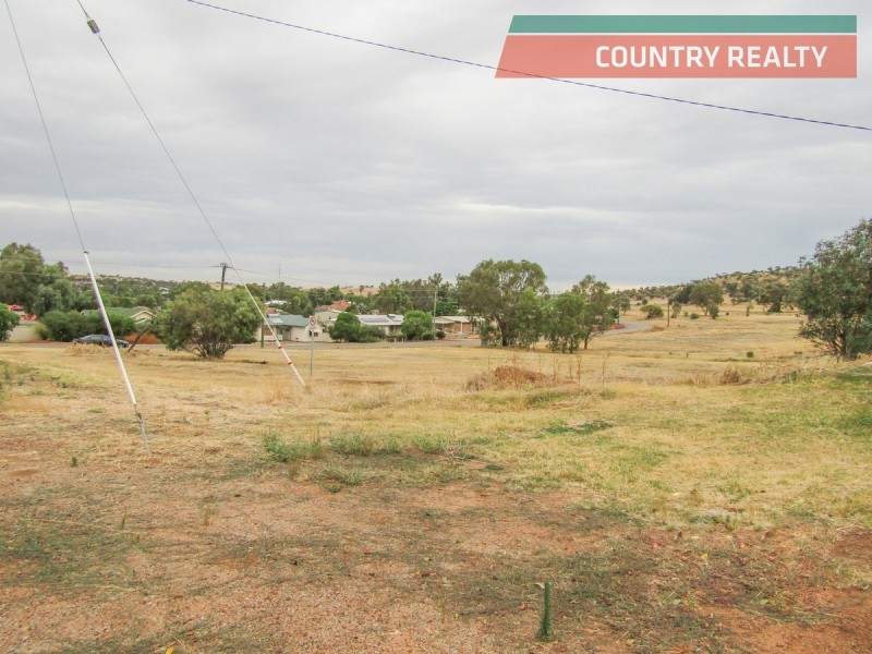 14 Robinson Street, Northam WA 6401