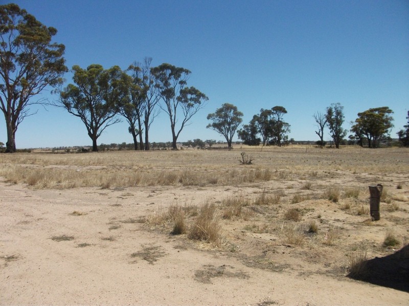 340 Lawrence Road, Southern Brook WA 6401