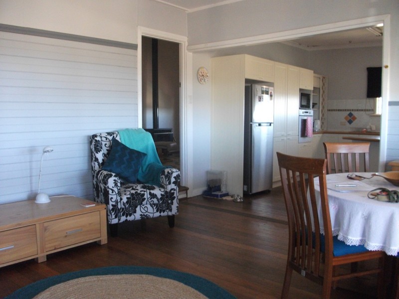 340 Lawrence Road, Southern Brook WA 6401