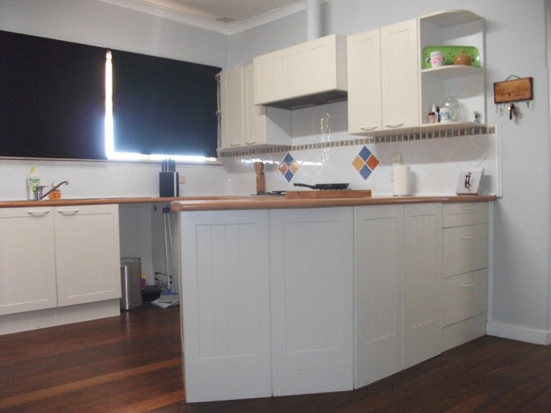 340 Lawrence Road, Southern Brook WA 6401