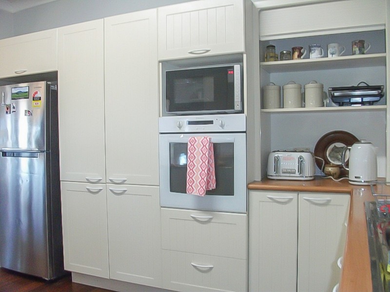 340 Lawrence Road, Southern Brook WA 6401