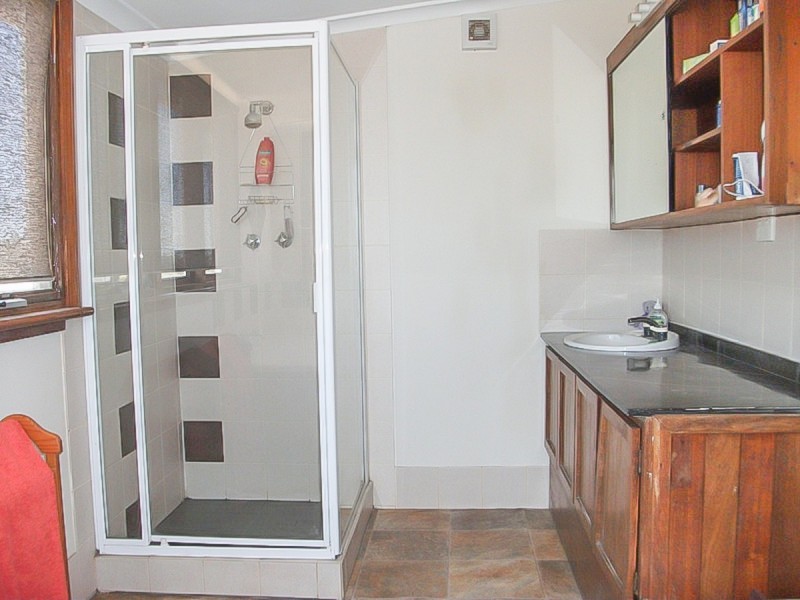 340 Lawrence Road, Southern Brook WA 6401