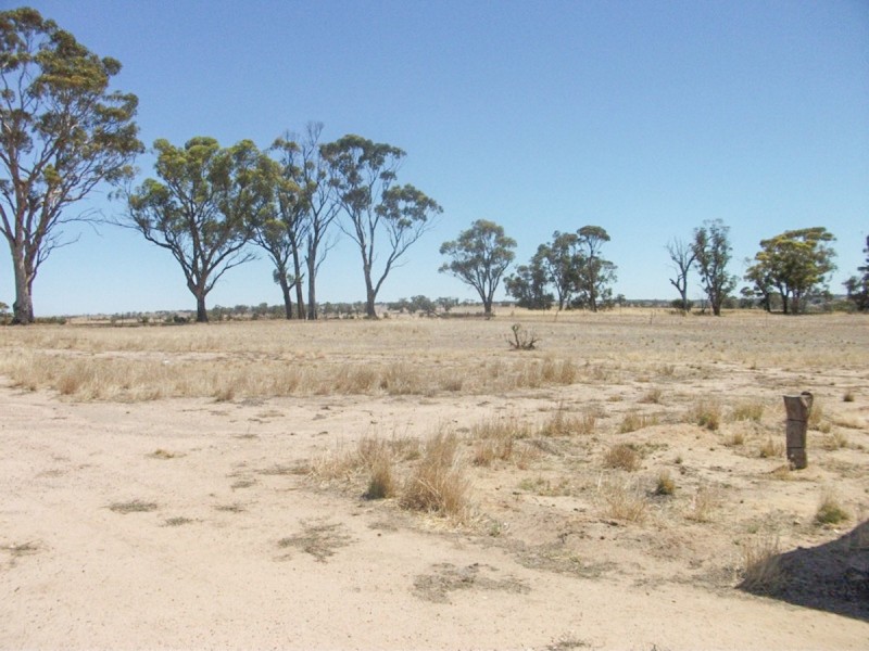 340 Lawrence Road, Southern Brook WA 6401