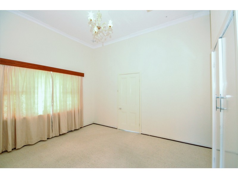 11 Hopetoun Avenue, Northam WA 6401