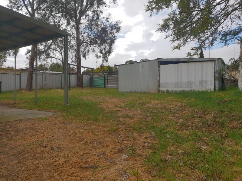 80 Hutt Street, Northam WA 6401