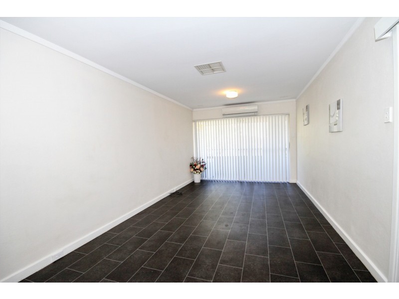 10/16 Chidlow Street, Northam WA 6401