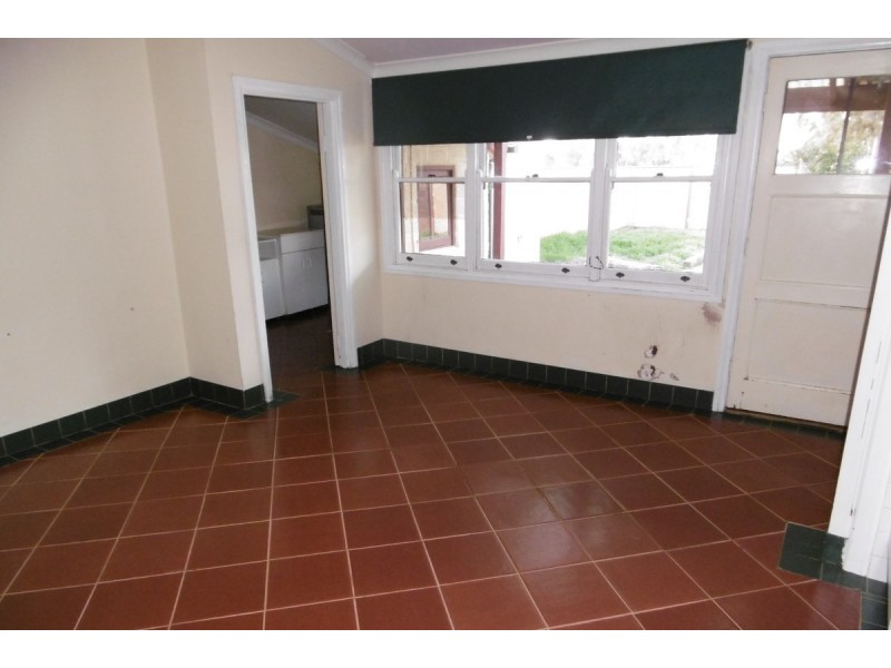 29 Charles Street, Northam WA 6401