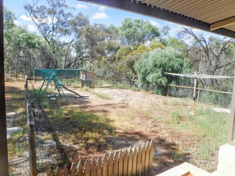 76 Horseshoe Road, Coondle WA 6566