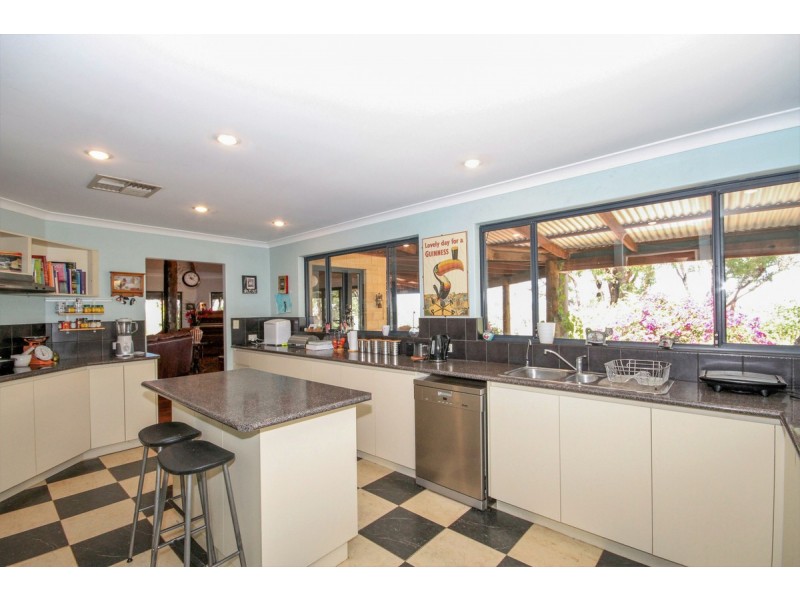 153 Bodeguero Way, Wundowie WA 6560