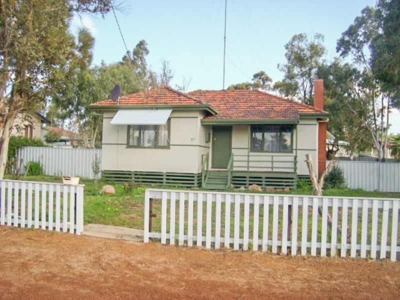 87 Newcastle Street, Northam WA 6401