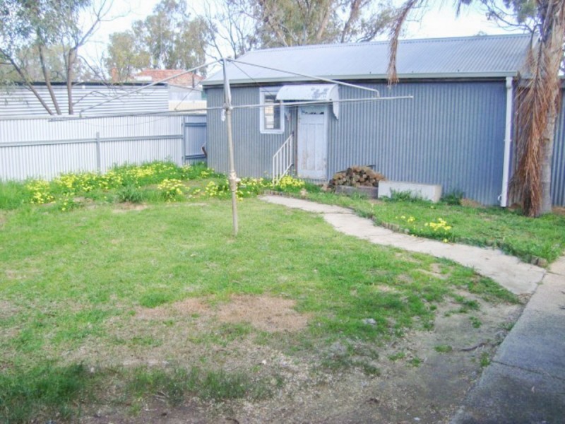 87 Newcastle Street, Northam WA 6401