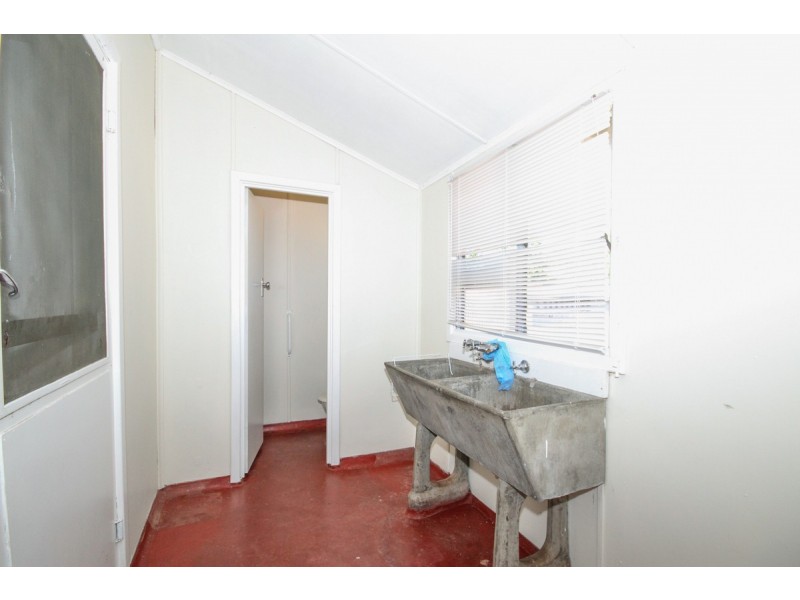 17 Weld Street, Northam WA 6401