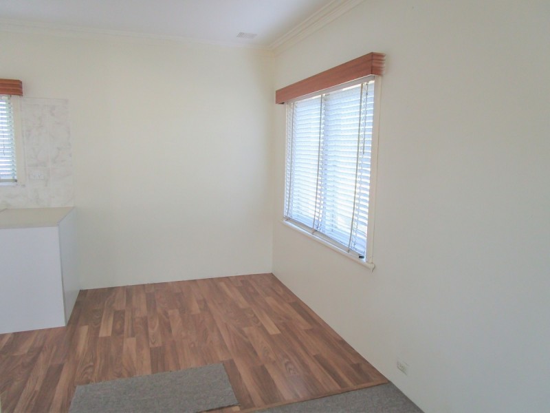 4 / 27 Burgoyne Street, Northam WA 6401