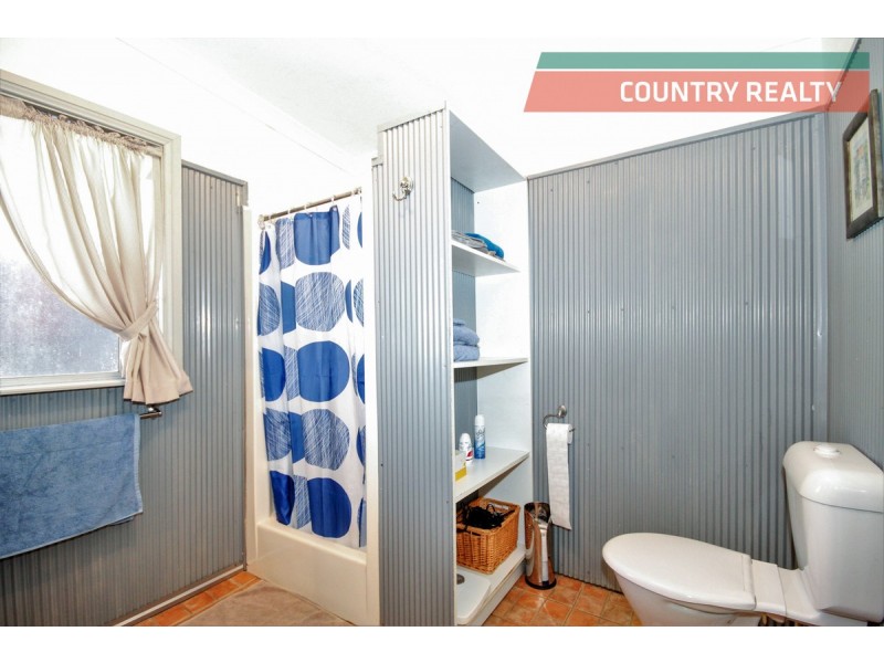 123 Julimar Road, Toodyay WA 6566