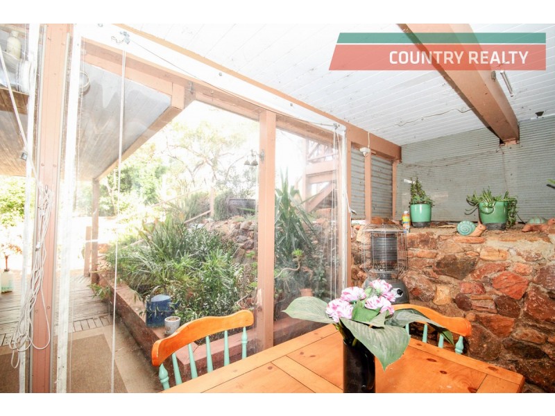 123 Julimar Road, Toodyay WA 6566