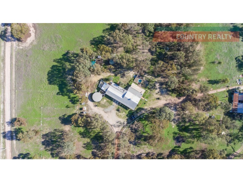36 Ninth Road, Toodyay WA 6566