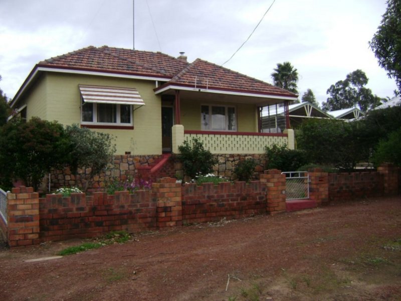 21 Stirling Street, Northam WA 6401