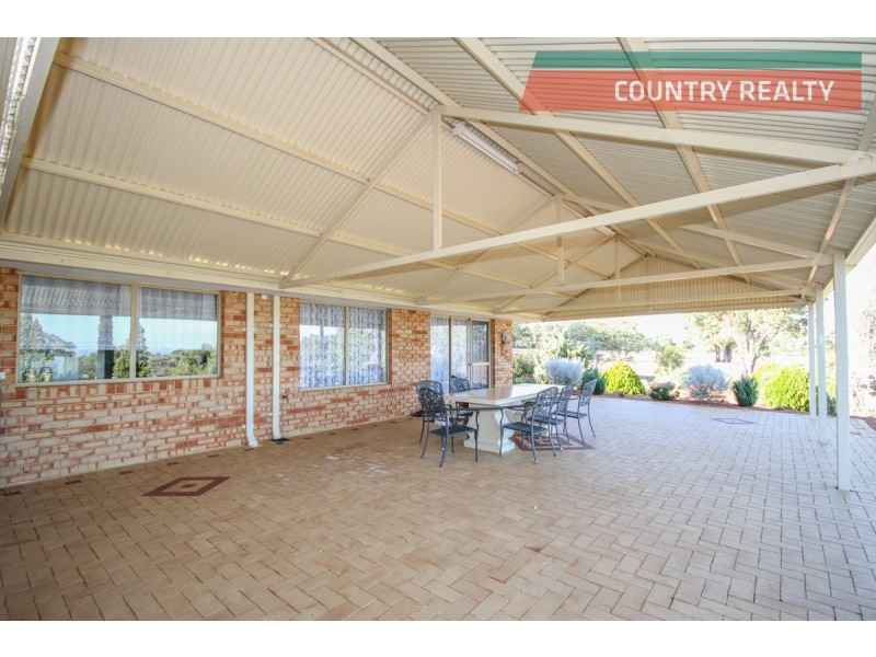 613 Golf Links Road, Wundowie WA 6560