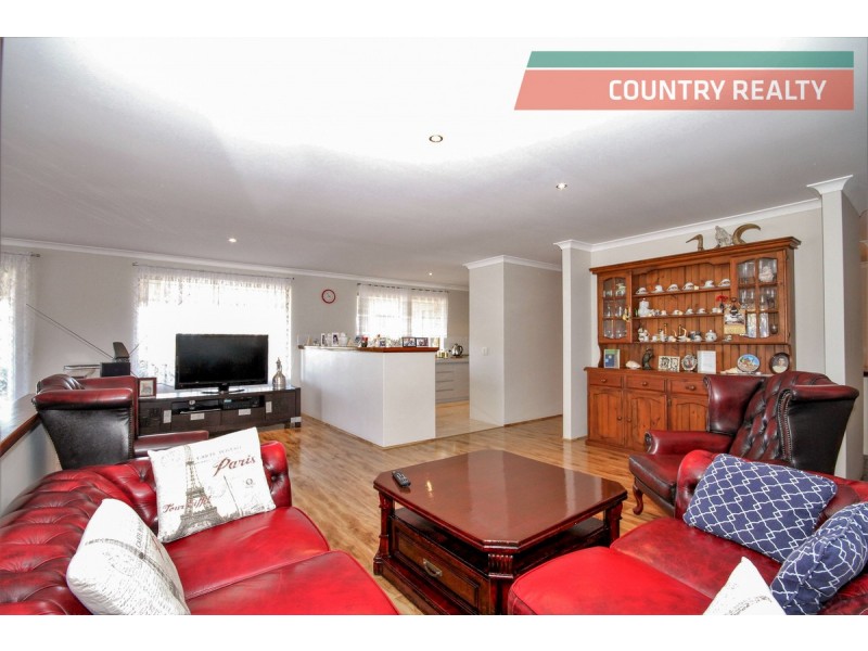 613 Golf Links Road, Wundowie WA 6560