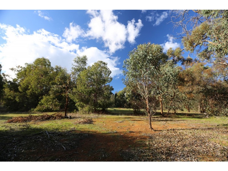 21 Darwinia Crescent, Toodyay WA 6566