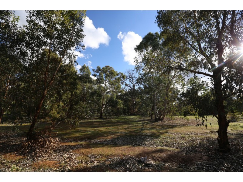 21 Darwinia Crescent, Toodyay WA 6566