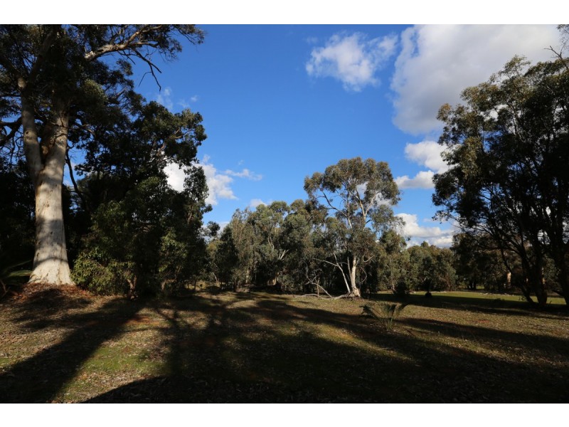 21 Darwinia Crescent, Toodyay WA 6566