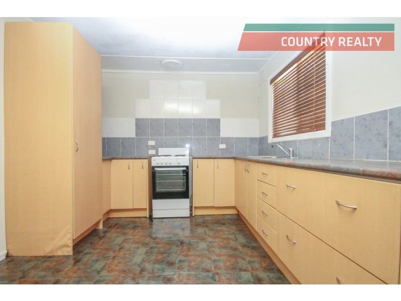 42 Cowan Road, York WA 6302