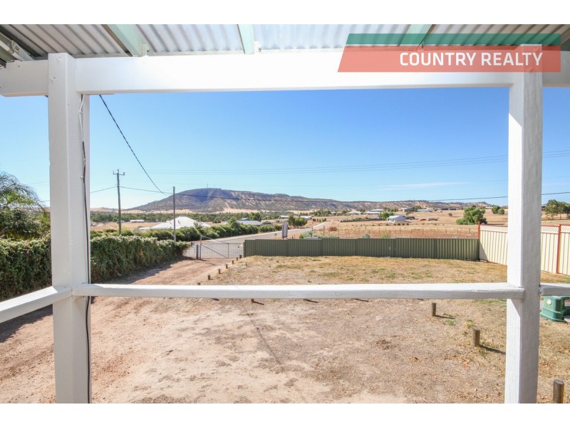 42 Cowan Road, York WA 6302