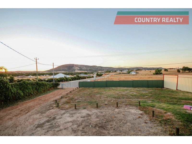 42 Cowan Road, York WA 6302