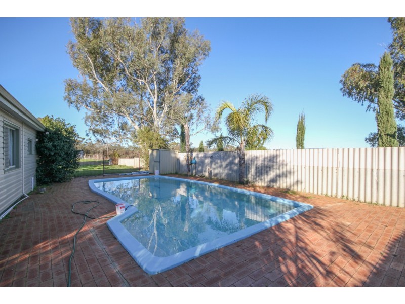 409 Northam-York Road, Muluckine WA 6401