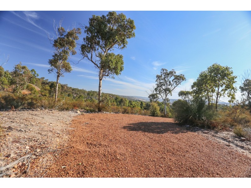 15 Sesselis Road, Toodyay WA 6566