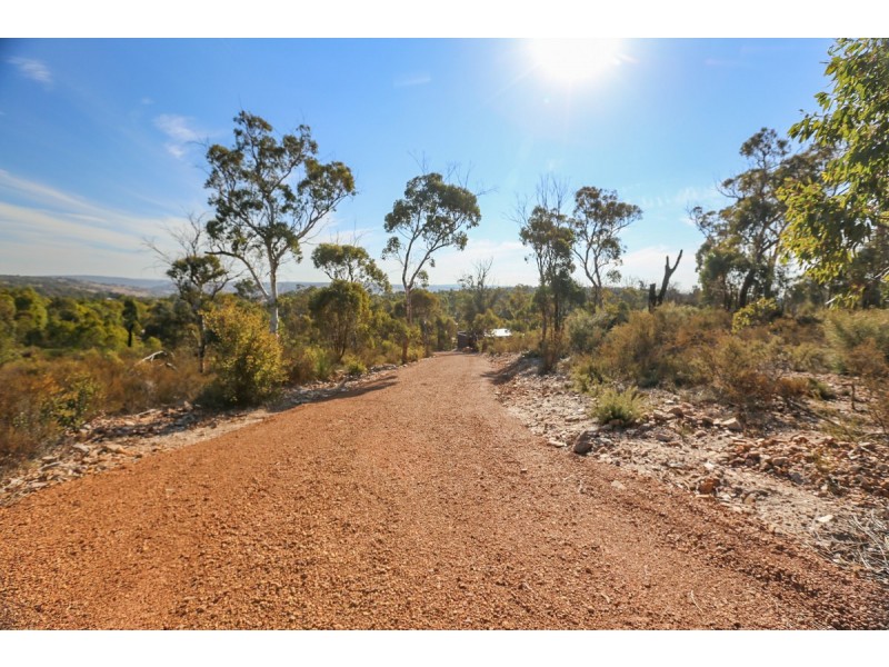 15 Sesselis Road, Toodyay WA 6566